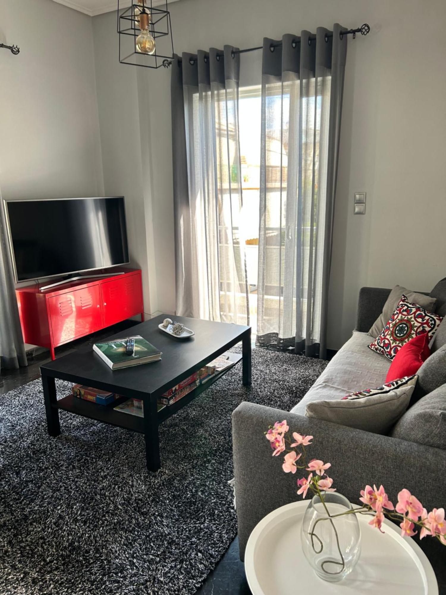 Beautiful Apartment Next To Metro Station Aten Exteriör bild
